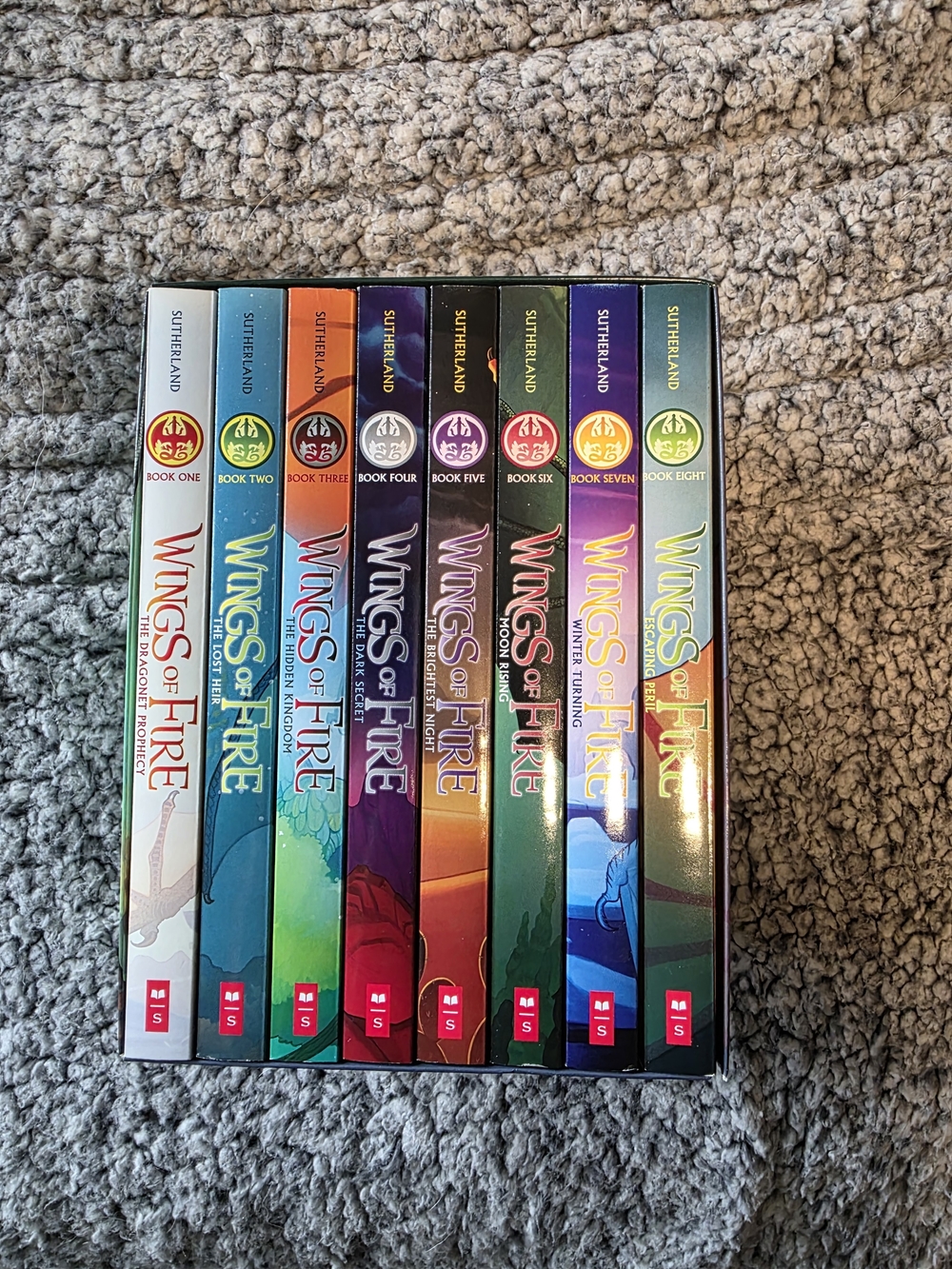 Source Unknown Wings of Fire Complete Set - Multicolor Spine Collection